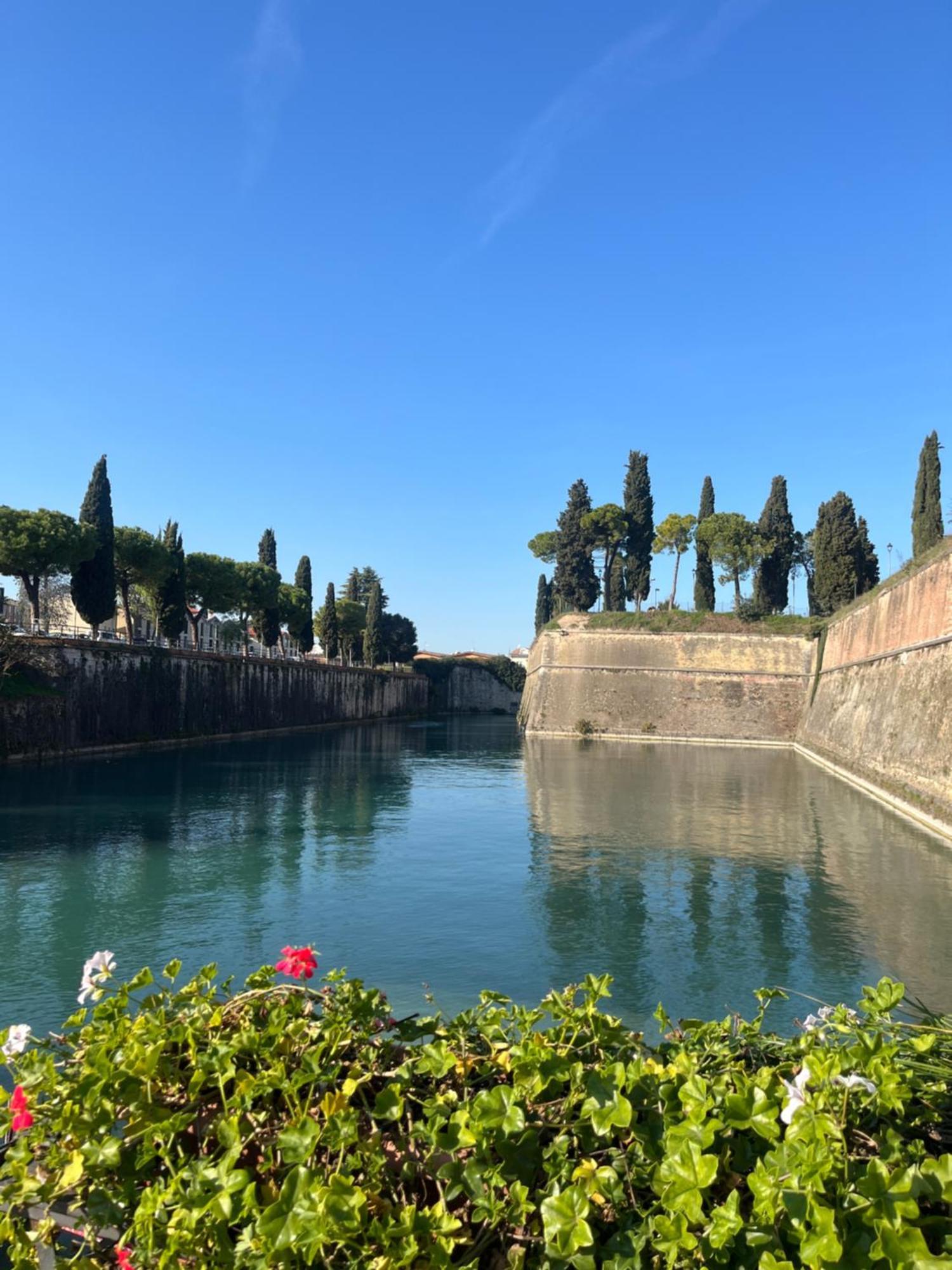 Garda Art&Lake 佩斯基耶拉德加达 外观 照片